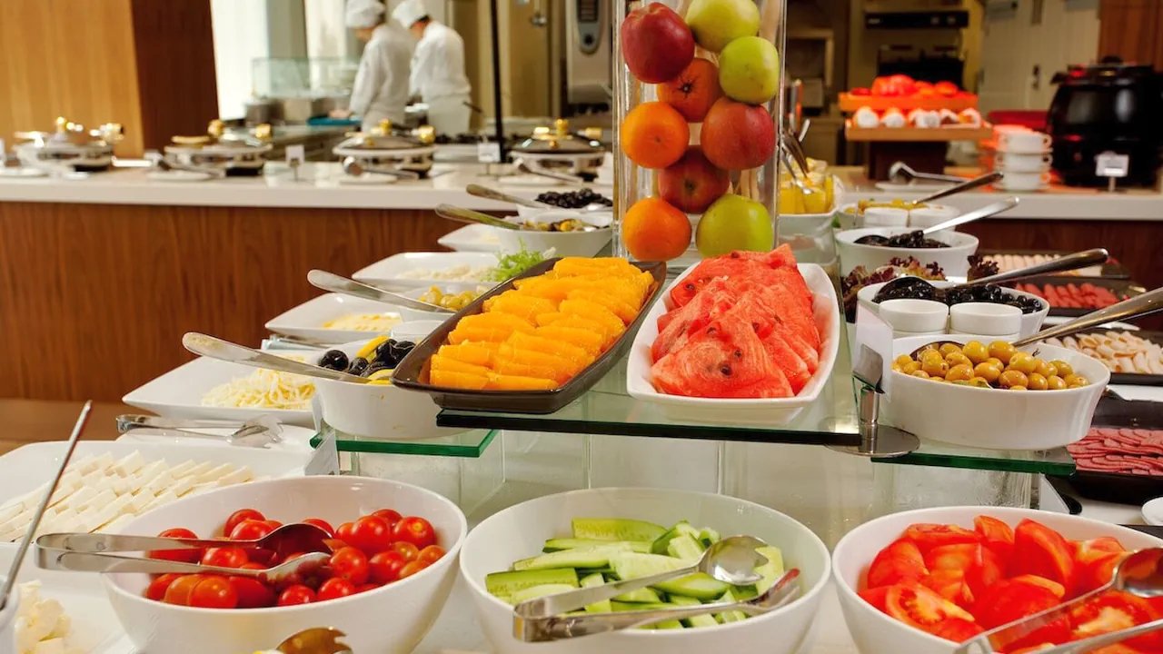 الفندق كراون بلازا حربيه - إسطبول